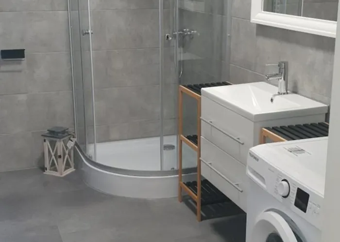 Zur Burg بيت للعطل